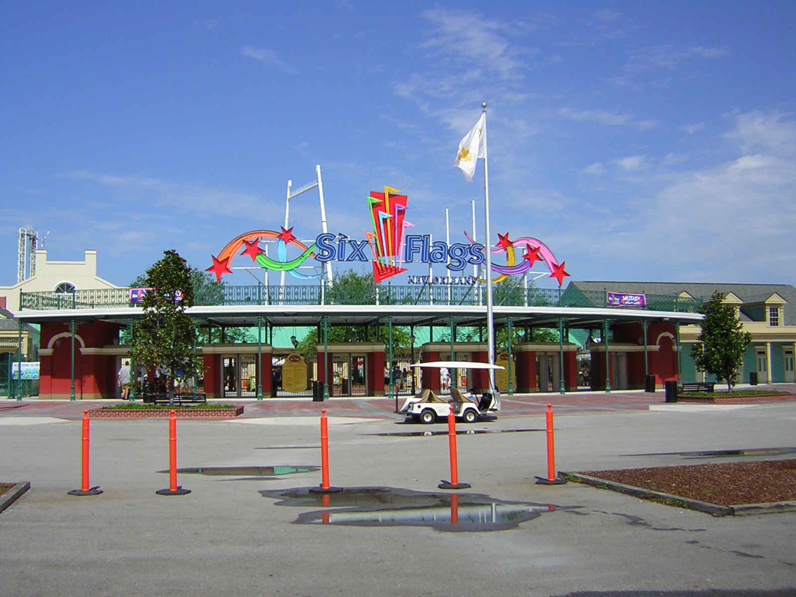 Six Flags New Orleans abandonné après l'ouragan Katrina